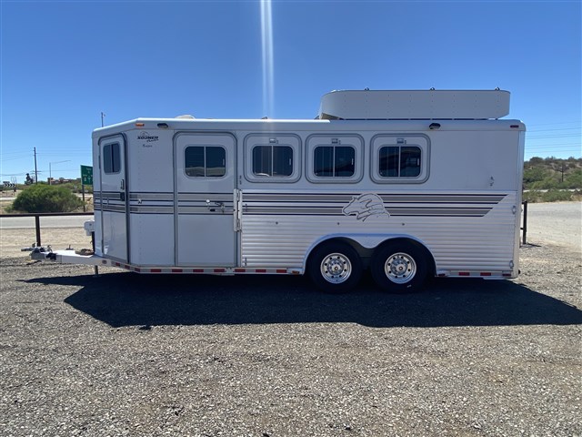 2000 Sooner 4-Horse Bumper Pull Trailer