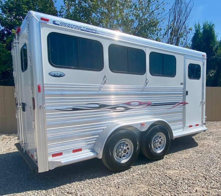 2011 Cimarron 3-Horse Bumper Pull Trailer