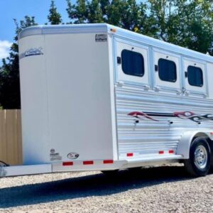 2011 Cimarron 3 Horse Bumper Pull Trailer