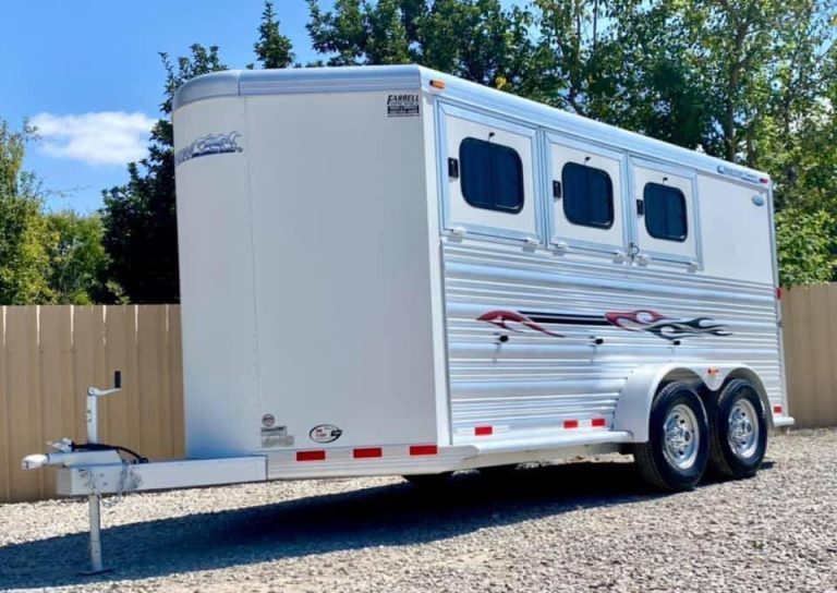 2011 Cimarron 3 Horse Bumper Pull Trailer
