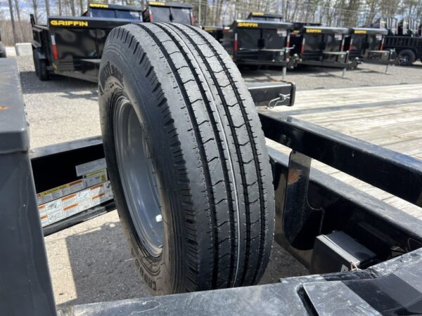 2022 Iron Bull 8.5×25 22K Deck-Over Equipment Hauler w/ Rampage Ramps